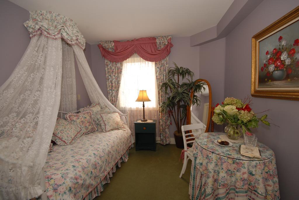 Humboldt House Bed & Breakfast ビクトリア 部屋 写真