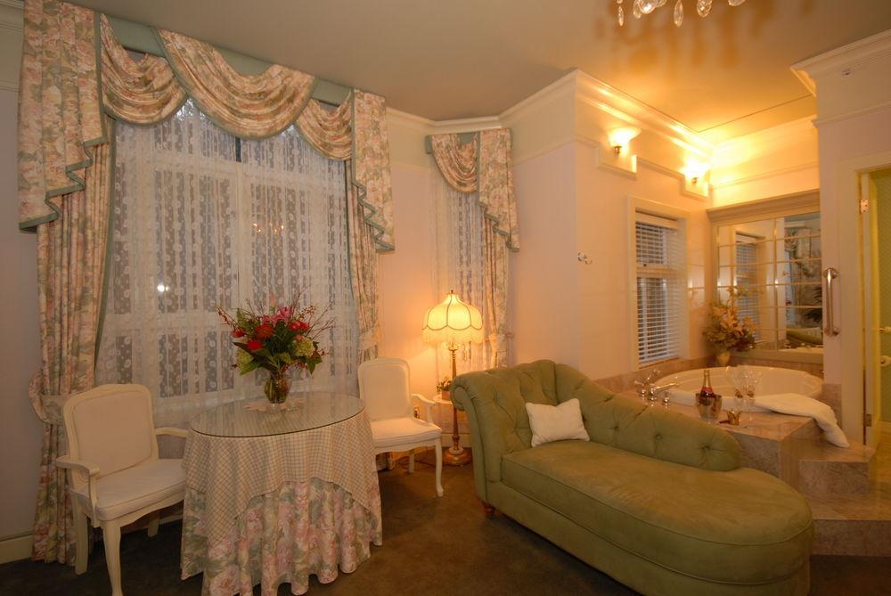 Humboldt House Bed & Breakfast ビクトリア エクステリア 写真